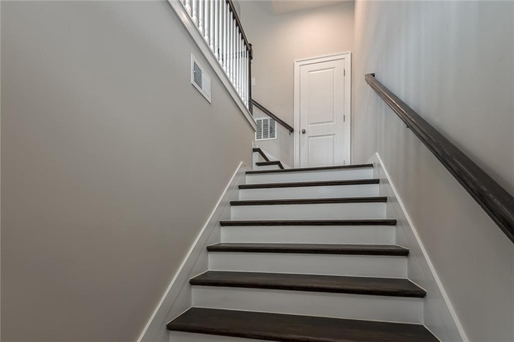 3 bedroom, 4 bathroom, 2,255 sq ft townhouse for rent at 1159 Millennium Park Road, Decatur, GA 30033 for $3,650 a month — photo 5