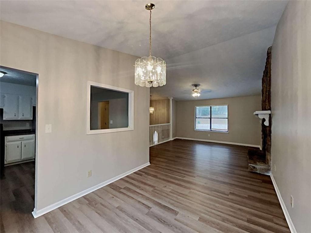 3 bedroom, 3 bathroom, 1,932 sq ft single family residence for sale at 3271 Mixon Way, Stone Mountain, GA 30087 — photo 6