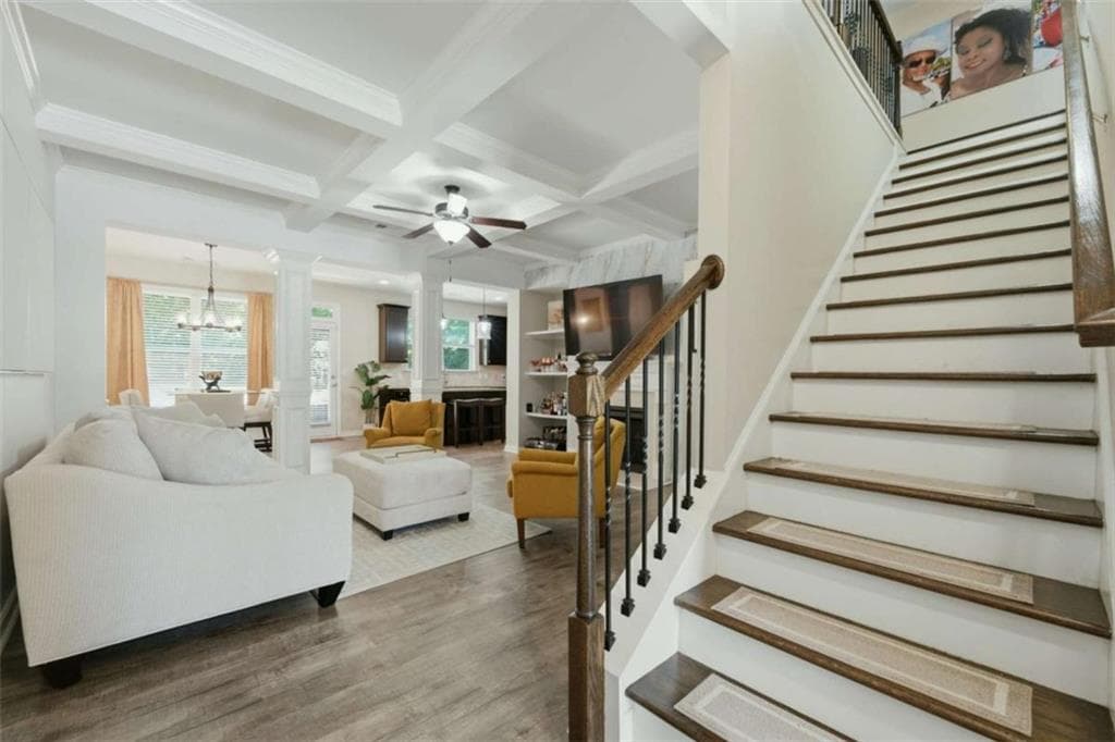 3 bedroom, 3 bathroom, 1,908 sq ft single family residence for sale at 7519 Stone Creek Path, Lithonia, GA 30038 — photo 3