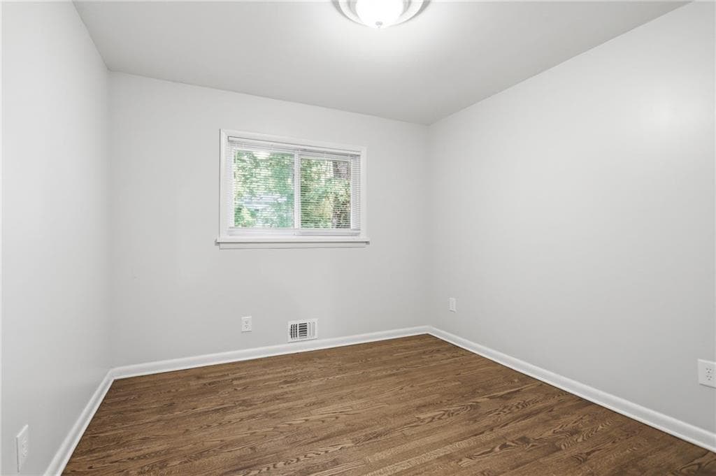 3 bedroom, 2 bathroom, 1,418 sq ft single family residence for sale at 1764 Atherton Drive, Decatur, GA 30035 — photo 8