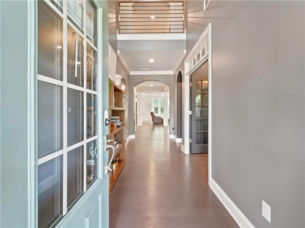 5 bedroom, 4 bathroom, 3,706 sq ft single family residence for sale at 542 Flying Bolt Run, Canton, GA 30115 — photo 3