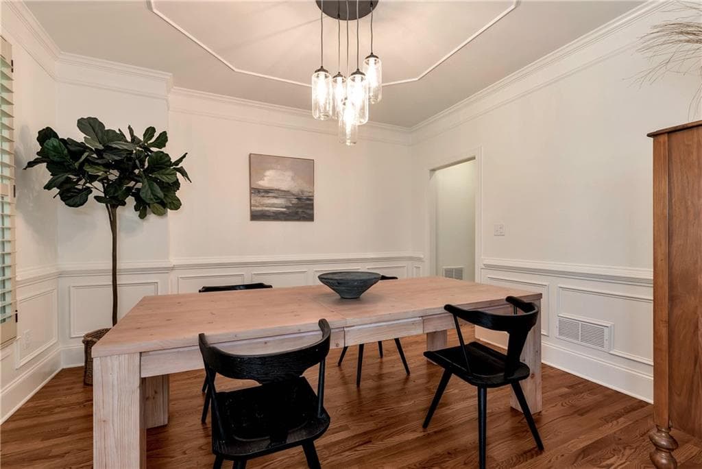 5 bedroom, 5 bathroom, 4,714 sq ft single family residence for sale at 6410 Little Mill Road, Gainesville, GA 30506 — photo 8