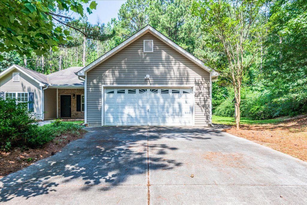 3 bedroom, 2 bathroom, 1,622 sq ft single family residence for sale at 169 Rachel Boulevard, Temple, GA 30179 — photo 3