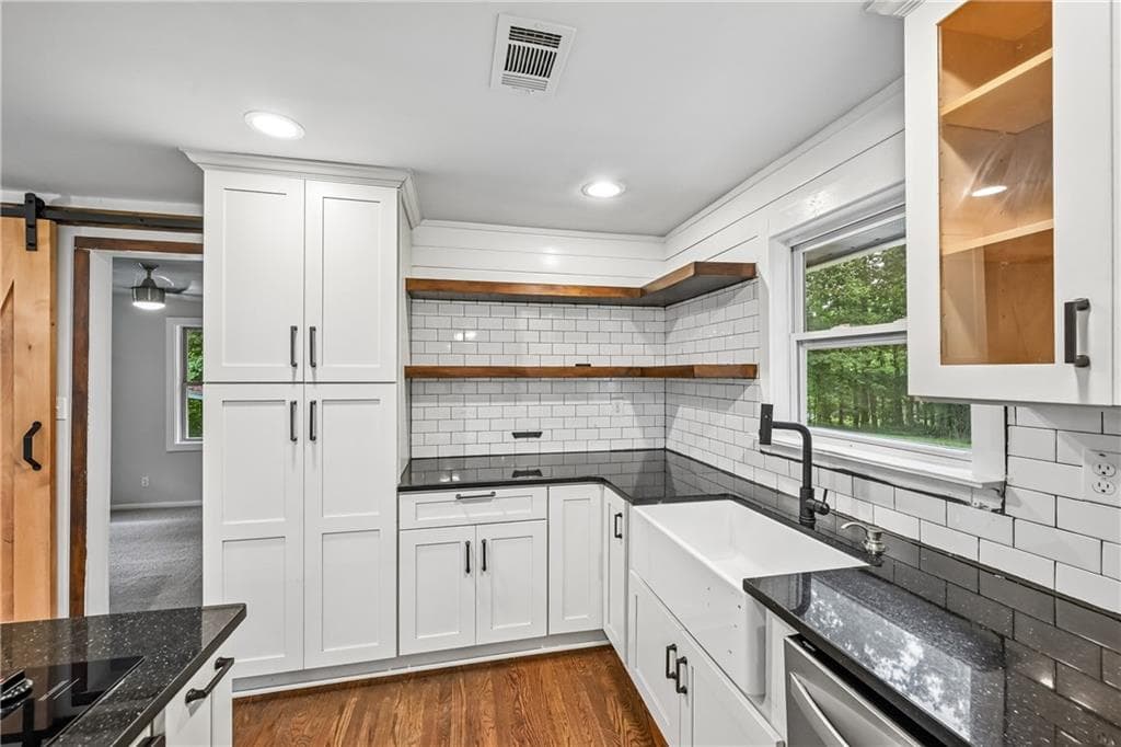 3 bedroom, 2 bathroom, 1,260 sq ft single family residence under contract at 1186 Brooks Rackley Road, Dallas, GA 30157 — photo 2