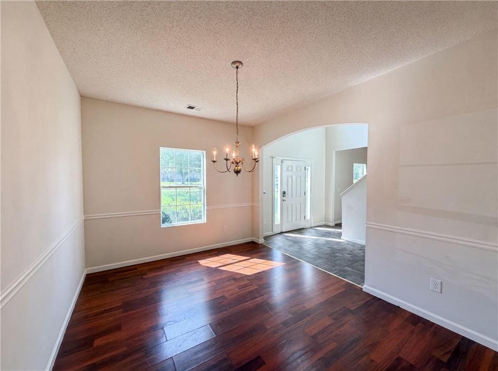 4 bedroom, 3 bathroom, 2,540 sq ft single family residence under contract at 6257 Polar Fox Court, Riverdale, GA 30296 — photo 7