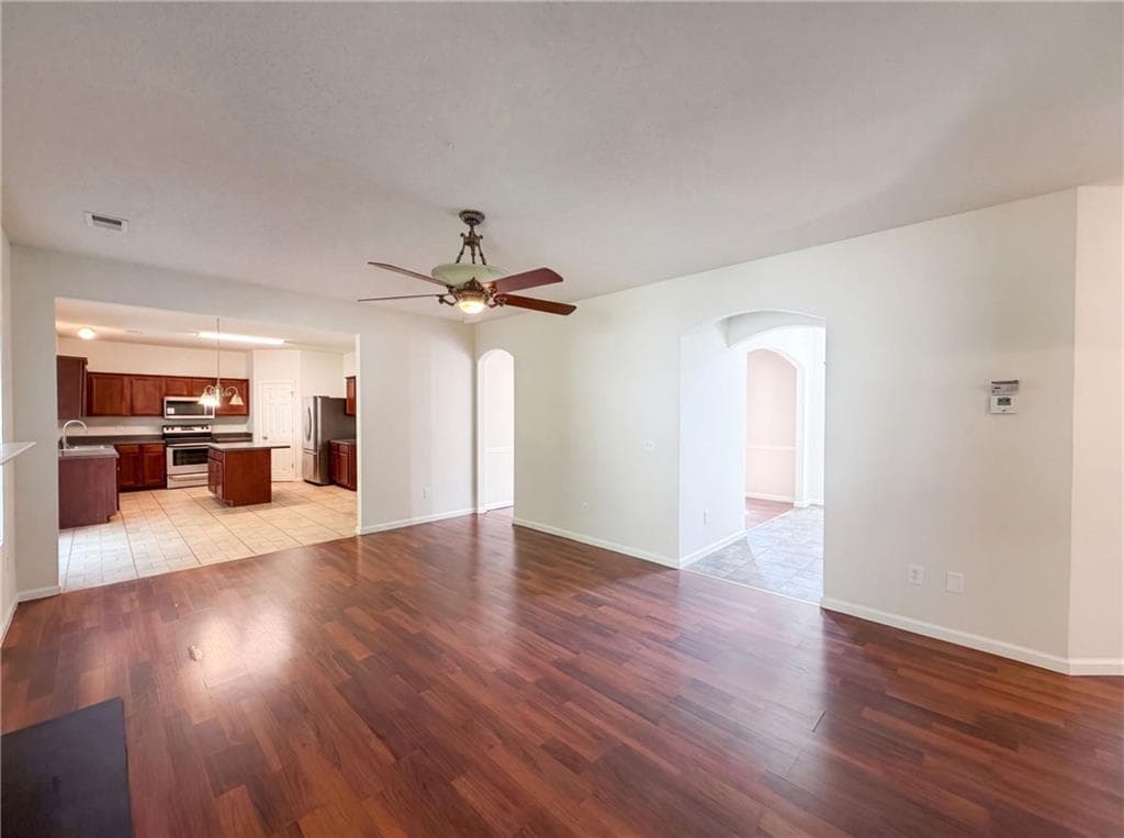 4 bedroom, 3 bathroom, 2,540 sq ft single family residence under contract at 6257 Polar Fox Court, Riverdale, GA 30296 — photo 10