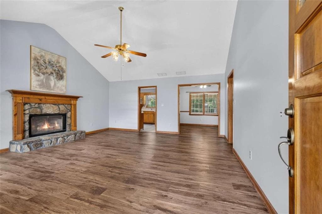 3 bedroom, 2 bathroom, 1,622 sq ft single family residence for sale at 230 Pine Tree Lane, Mcdonough, GA 30252 — photo 6