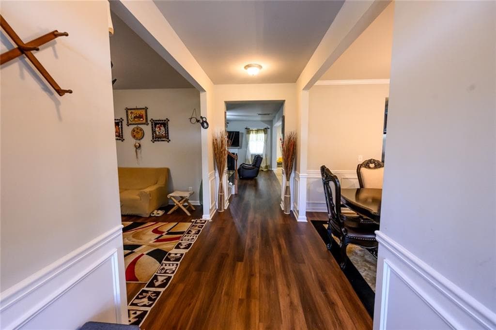 5 bedroom, 4 bathroom, 3,576 sq ft single family residence for sale at 8137 Nolan Trail, Snellville, GA 30039 — photo 2