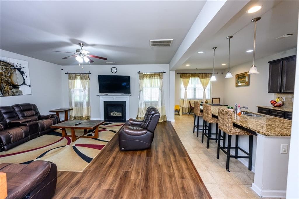 5 bedroom, 4 bathroom, 3,576 sq ft single family residence for sale at 8137 Nolan Trail, Snellville, GA 30039 — photo 5