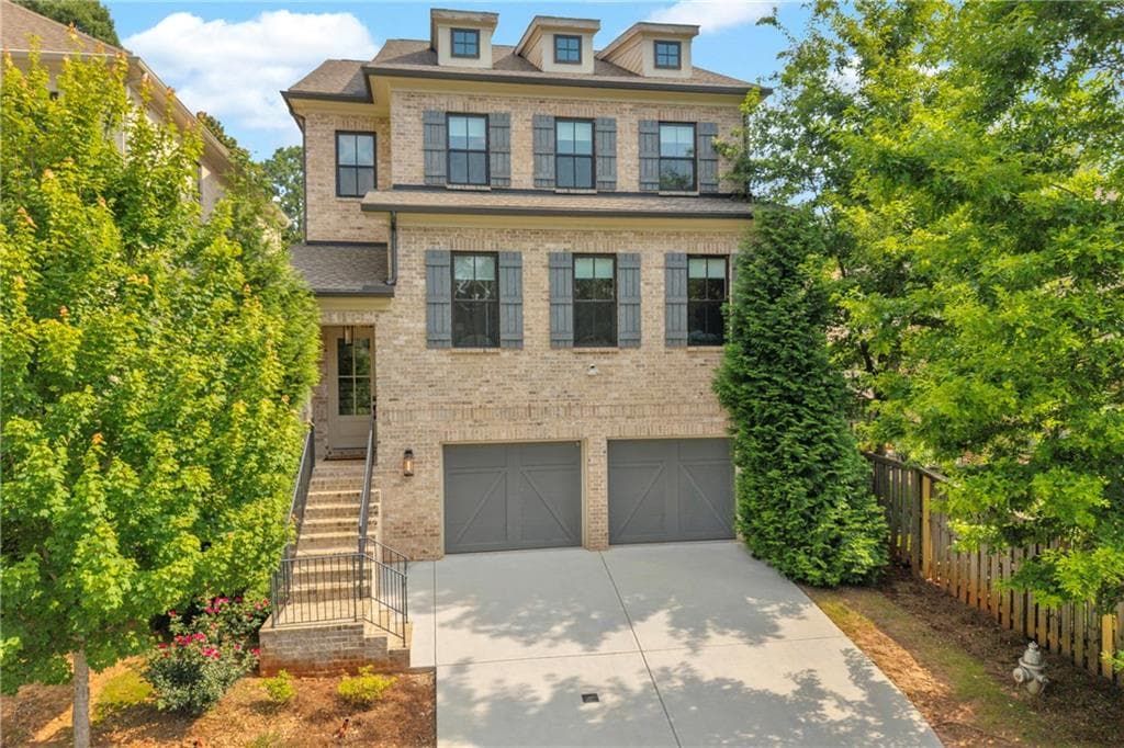 4 bedroom, 5 bathroom, 4,144 sq ft single family residence for sale at 1141 Druid Fields Court, Decatur, GA 30033 — photo 2