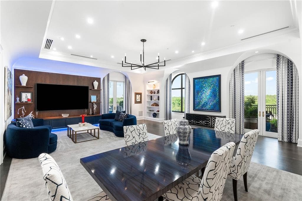 3 bedroom, 3 bathroom, 3,983 sq ft condominium for sale at 3286 Northside Parkway PH2, Atlanta, GA 30327 — photo 4