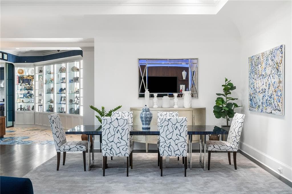 3 bedroom, 3 bathroom, 3,983 sq ft condominium for sale at 3286 Northside Parkway PH2, Atlanta, GA 30327 — photo 6