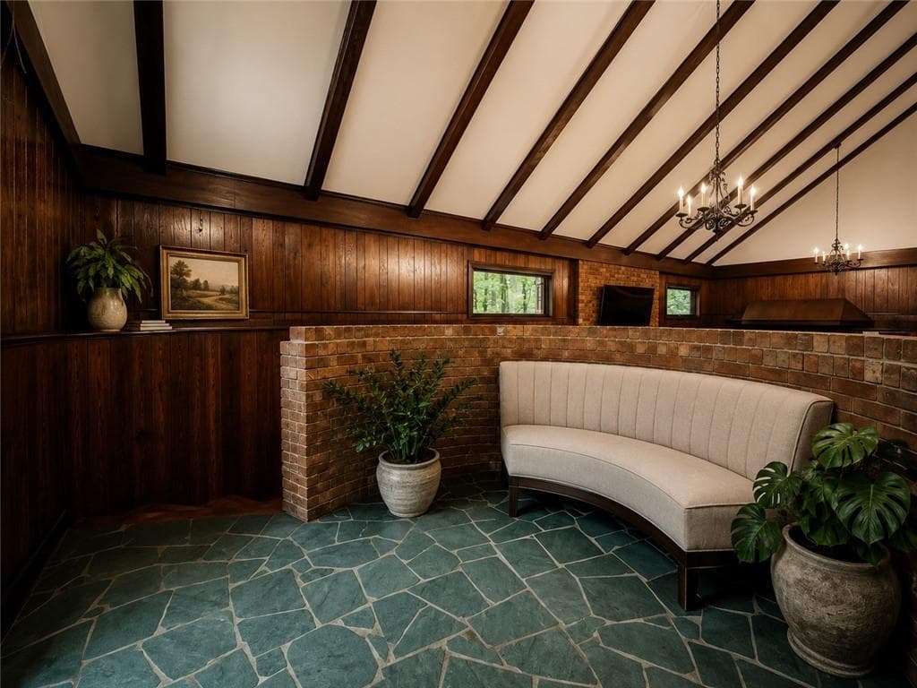 4 bedroom, 3 bathroom, 4,039 sq ft single family residence under contract at 1605 Saint Tropez Way, Atlanta, GA 30350 — photo 8