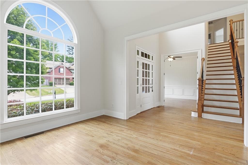 8 bedroom, 5 bathroom, 5,151 sq ft single family residence under contract at 5085 Arcanum Place, Cumming, GA 30040 — photo 8