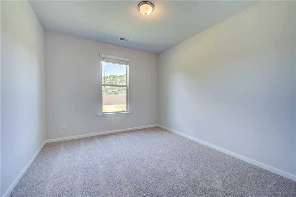 5 bedroom, 3 bathroom, 3,148 sq ft single family residence under contract at 2566 Cadenza Circle, Dacula, GA 30019 — photo 6