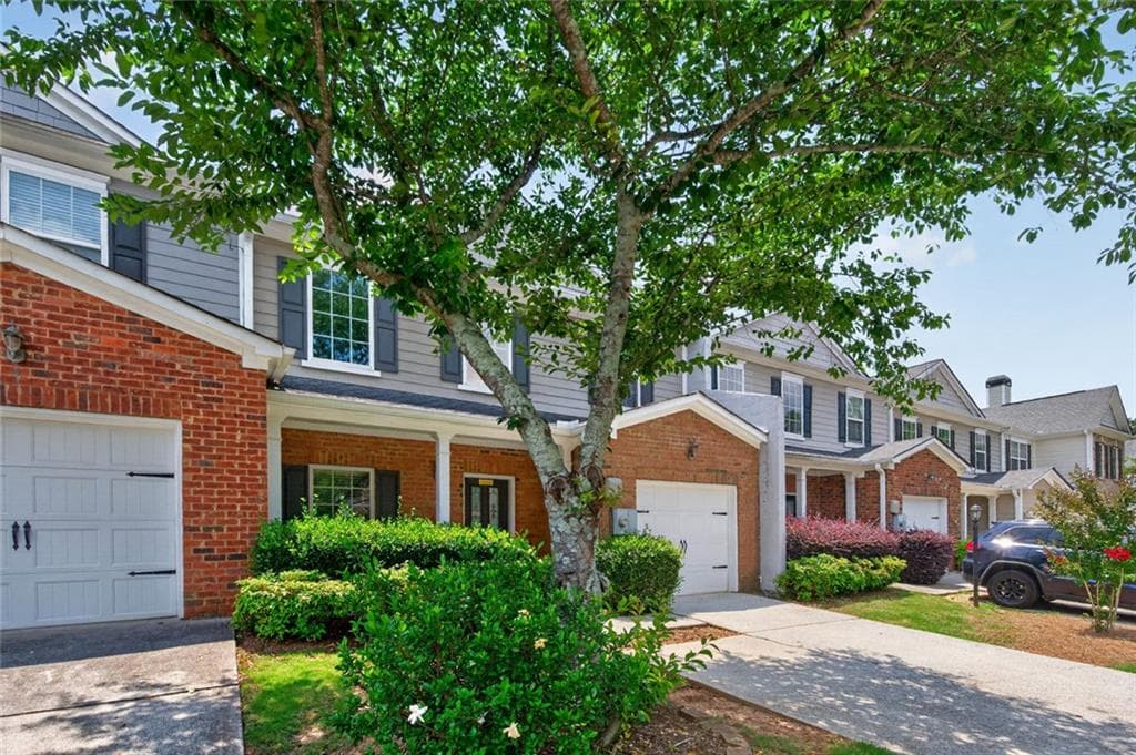 3 bedroom, 3 bathroom, 1,797 sq ft townhouse for sale at 4319 Buford Valley Way, Buford, GA 30518 — photo 6