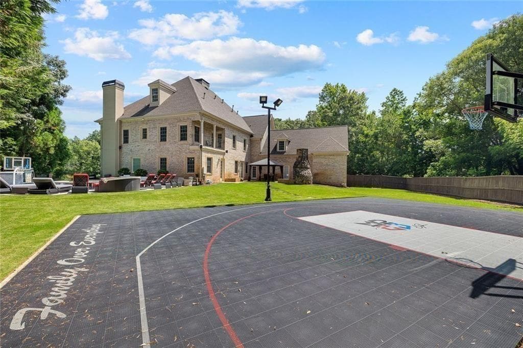 6 bedroom, 8 bathroom, 10,575 sq ft single family residence for sale at 11140 W. Road, Roswell, GA 30075 — photo 9