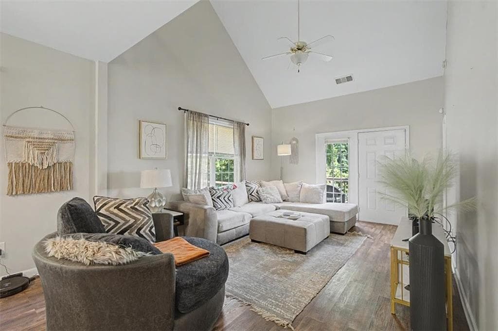 2 bedroom, 3 bathroom, 1,649 sq ft condominium for sale at 330 General Wheeler Drive, Kennesaw, GA 30144 — photo 8