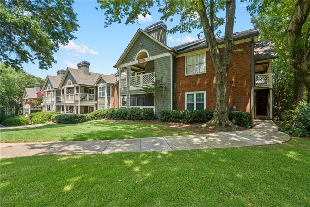 2 bedroom, 2 bathroom, 1,266 sq ft condominium for sale at 694 Mcgill Place, Atlanta, GA 30312