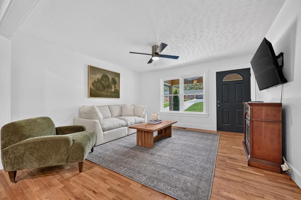 3 bedroom, 3 bathroom, 2,214 sq ft single family residence for sale at 975 Goss Road, Epworth, GA 30541 — photo 7