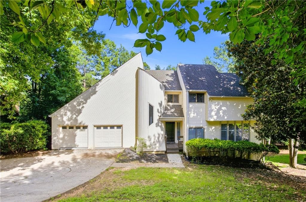 5 bedroom, 4 bathroom, 3,021 sq ft single family residence for sale at 10285 Timberstone Road, Alpharetta, GA 30022