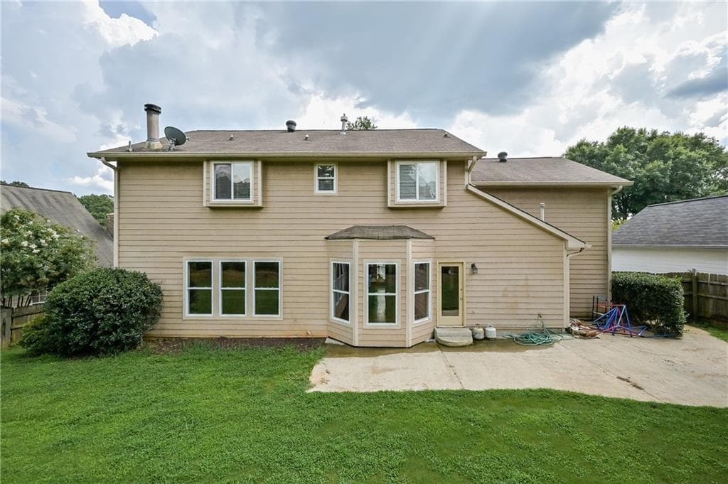 6 bedroom, 4 bathroom, 2,700 sq ft single family residence for rent at 10840 Willow Meadow Circle, Alpharetta, GA 30022 for $3,500 a month — photo 6