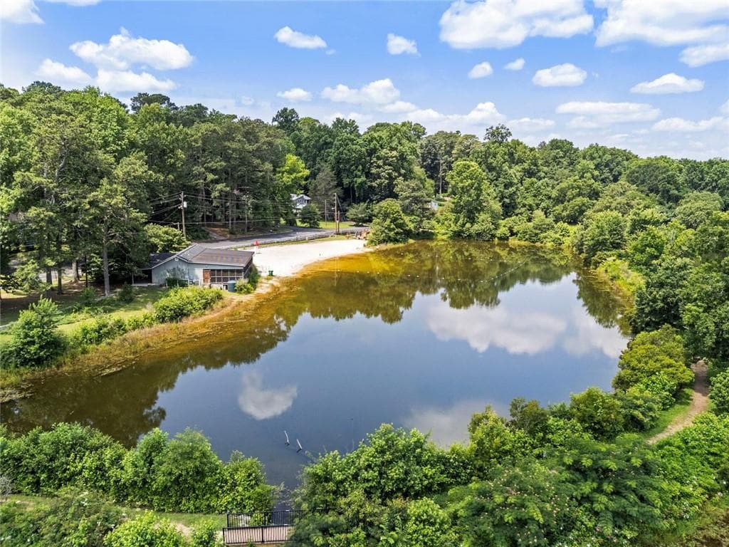 4 bedroom, 4 bathroom, 3,898 sq ft single family residence for sale at 4553 Park Drive, Pine Lake, GA 30072 — photo 8