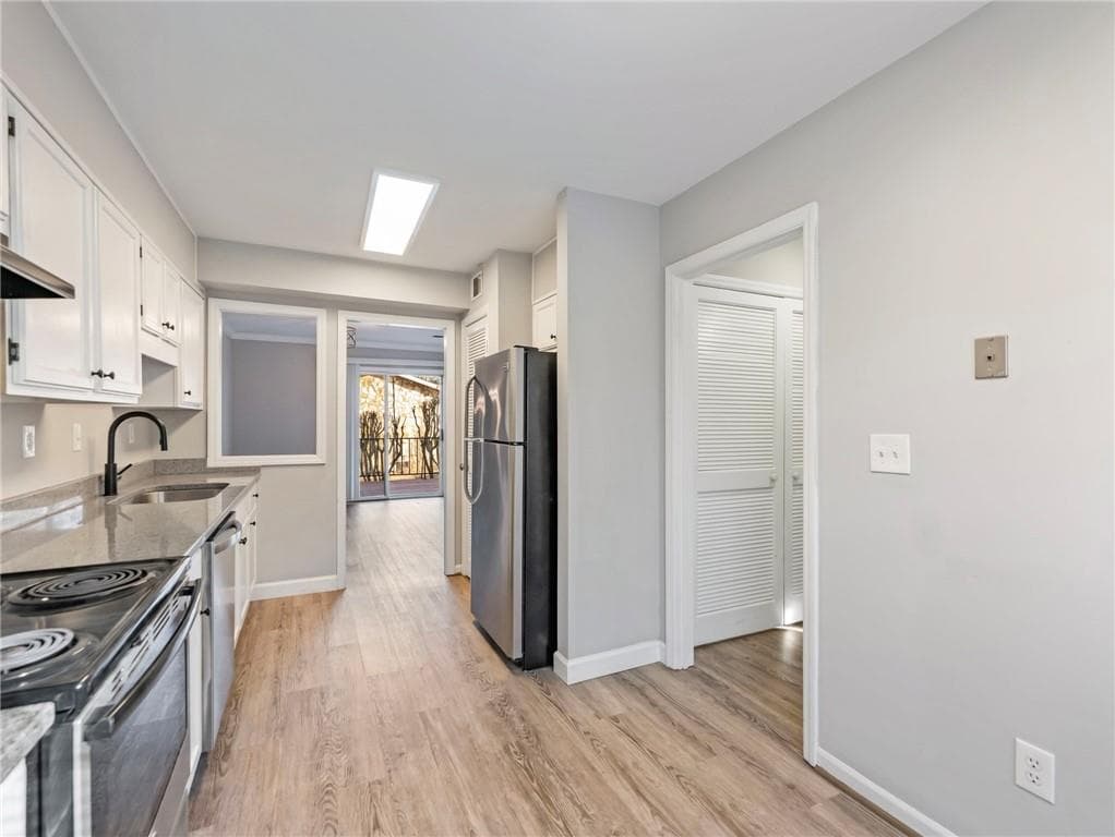 2 bedroom, 3 bathroom, 1,380 sq ft townhouse for rent at 6500 Gaines Ferry Road 32248811, Flowery Branch, GA 30542 for $1,750 a month — photo 7