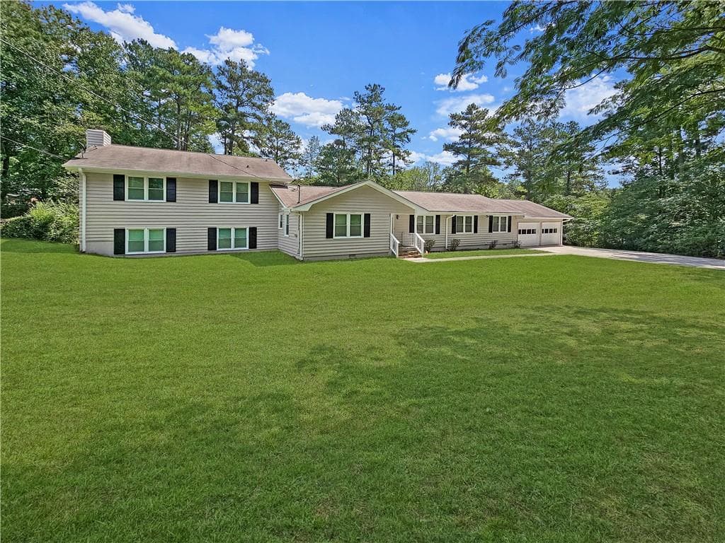 4 bedroom, 4 bathroom, 3,774 sq ft single family residence for rent at 5949 James Road, Austell, GA 30168 for $2,200 a month — photo 3