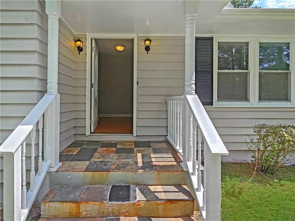 4 bedroom, 4 bathroom, 3,774 sq ft single family residence for rent at 5949 James Road, Austell, GA 30168 for $2,200 a month — photo 5