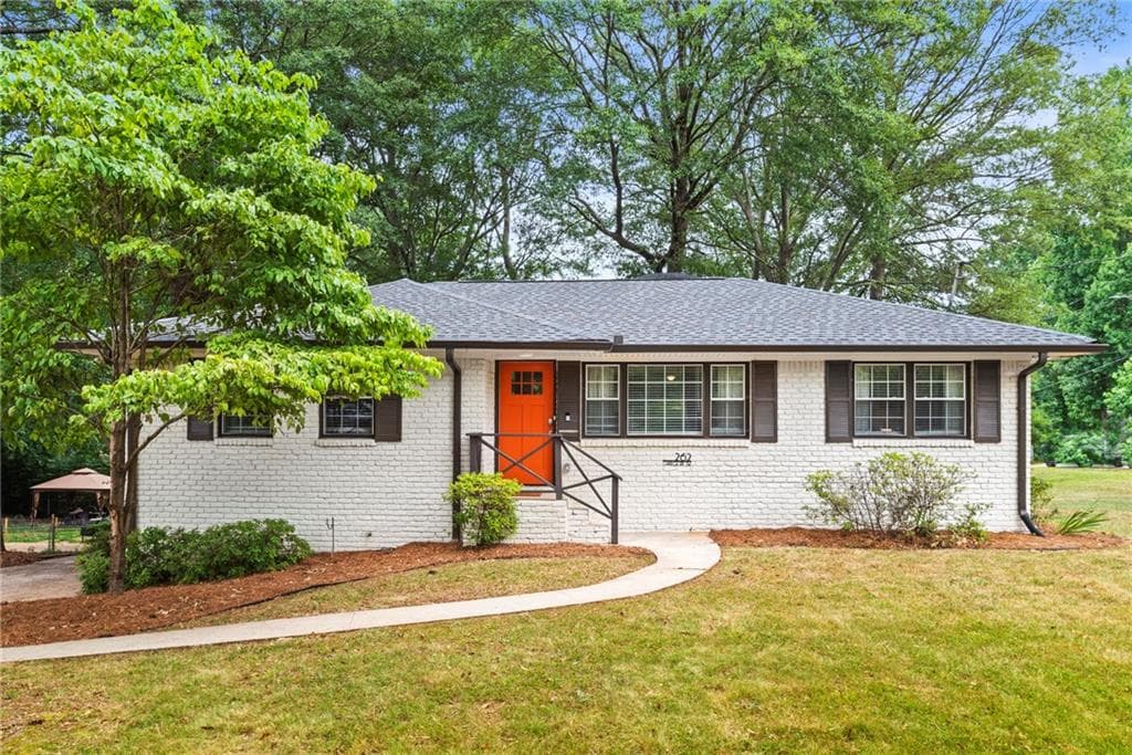 4 bedroom, 3 bathroom, 2,260 sq ft single family residence for rent at 262 Church Road, Marietta, GA 30060 for $4,000 a month — photo 1 of 26