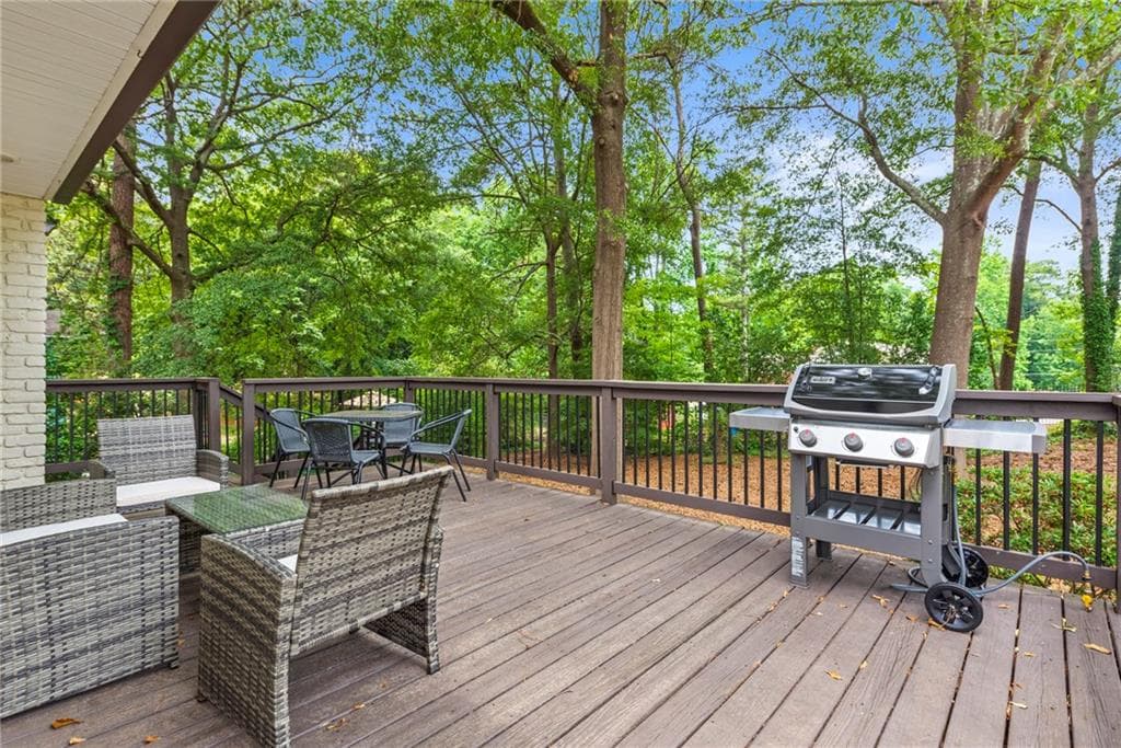 4 bedroom, 3 bathroom, 2,260 sq ft single family residence for rent at 262 Church Road, Marietta, GA 30060 for $4,000 a month — photo 4