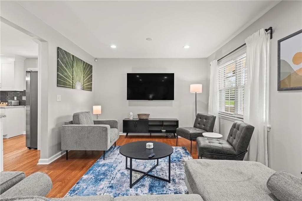 4 bedroom, 3 bathroom, 2,260 sq ft single family residence for rent at 262 Church Road, Marietta, GA 30060 for $4,000 a month — photo 8