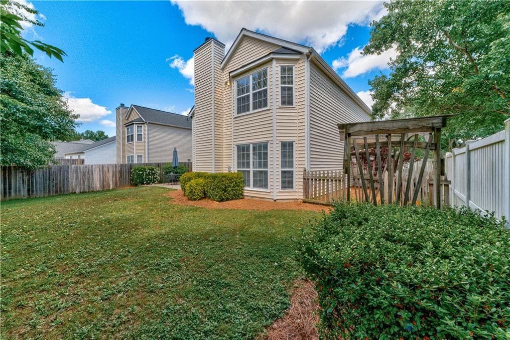 3 bedroom, 3 bathroom, 1,458 sq ft single family residence for rent at 13226 Aventide Lane, Alpharetta, GA 30004 for $2,500 a month — photo 3