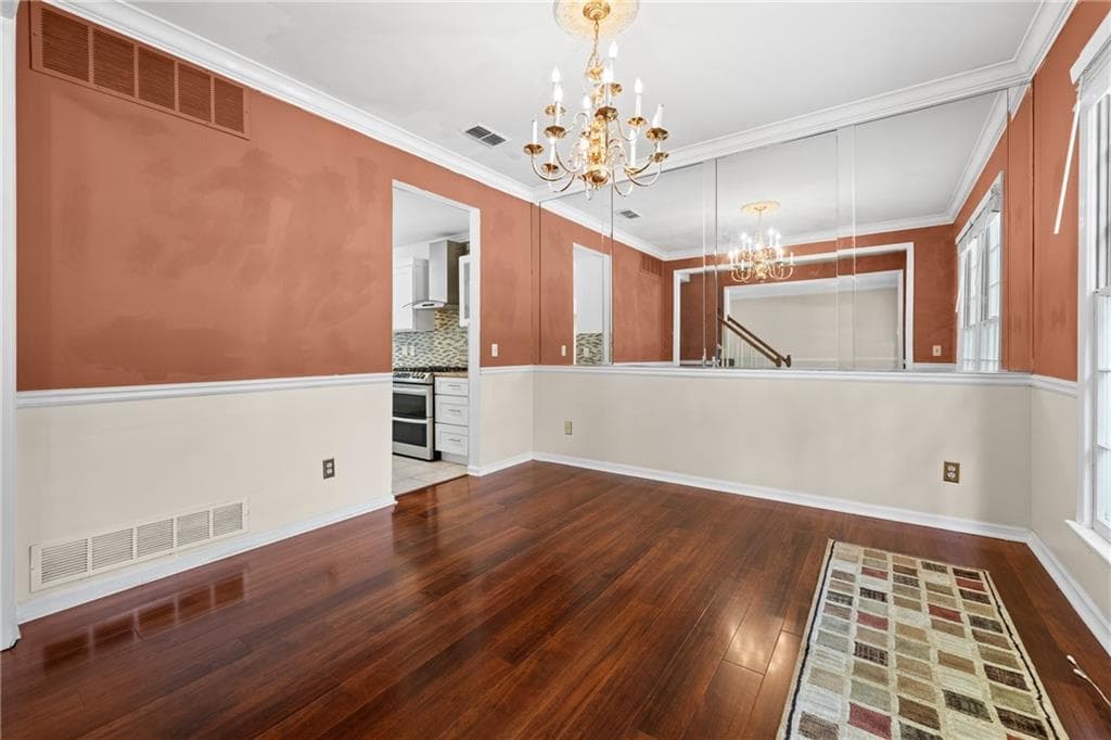 4 bedroom, 3 bathroom, 2,310 sq ft single family residence for sale at 4056 Watkins Glen Drive, Woodstock, GA 30189 — photo 9