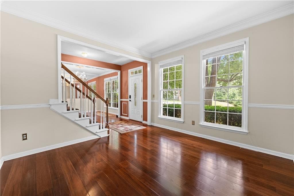 4 bedroom, 3 bathroom, 2,310 sq ft single family residence for sale at 4056 Watkins Glen Drive, Woodstock, GA 30189 — photo 2