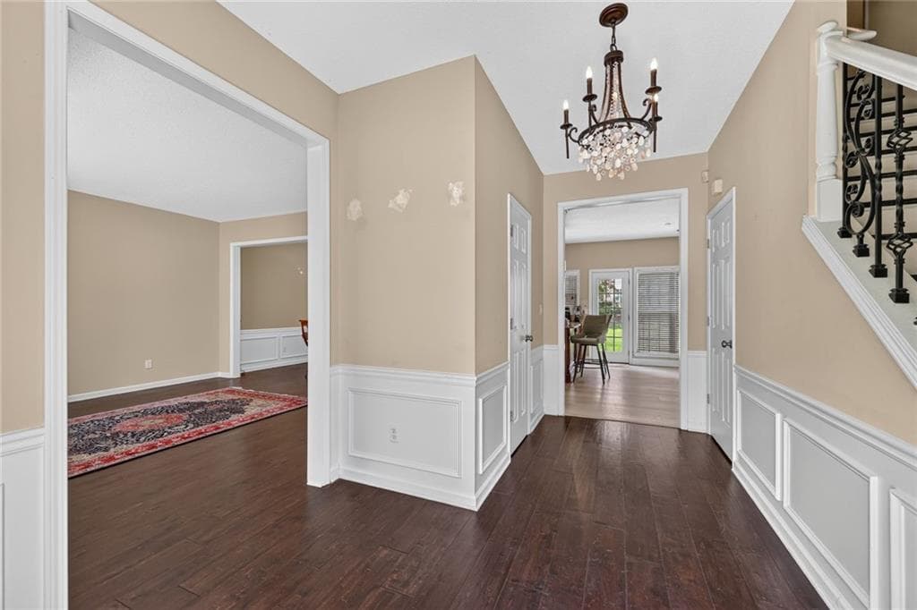 4 bedroom, 3 bathroom, 2,284 sq ft single family residence for sale at 11675 Crossington Road, Johns Creek, GA 30005 — photo 2