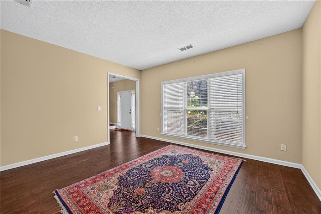 4 bedroom, 3 bathroom, 2,284 sq ft single family residence for sale at 11675 Crossington Road, Johns Creek, GA 30005 — photo 4