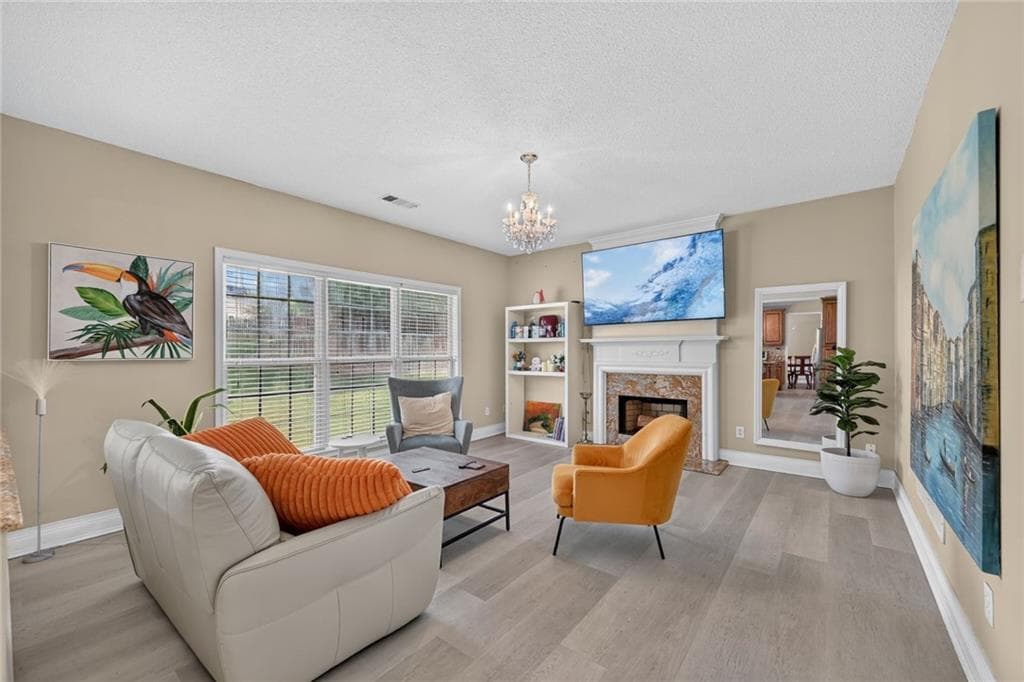 4 bedroom, 3 bathroom, 2,284 sq ft single family residence for sale at 11675 Crossington Road, Johns Creek, GA 30005 — photo 8