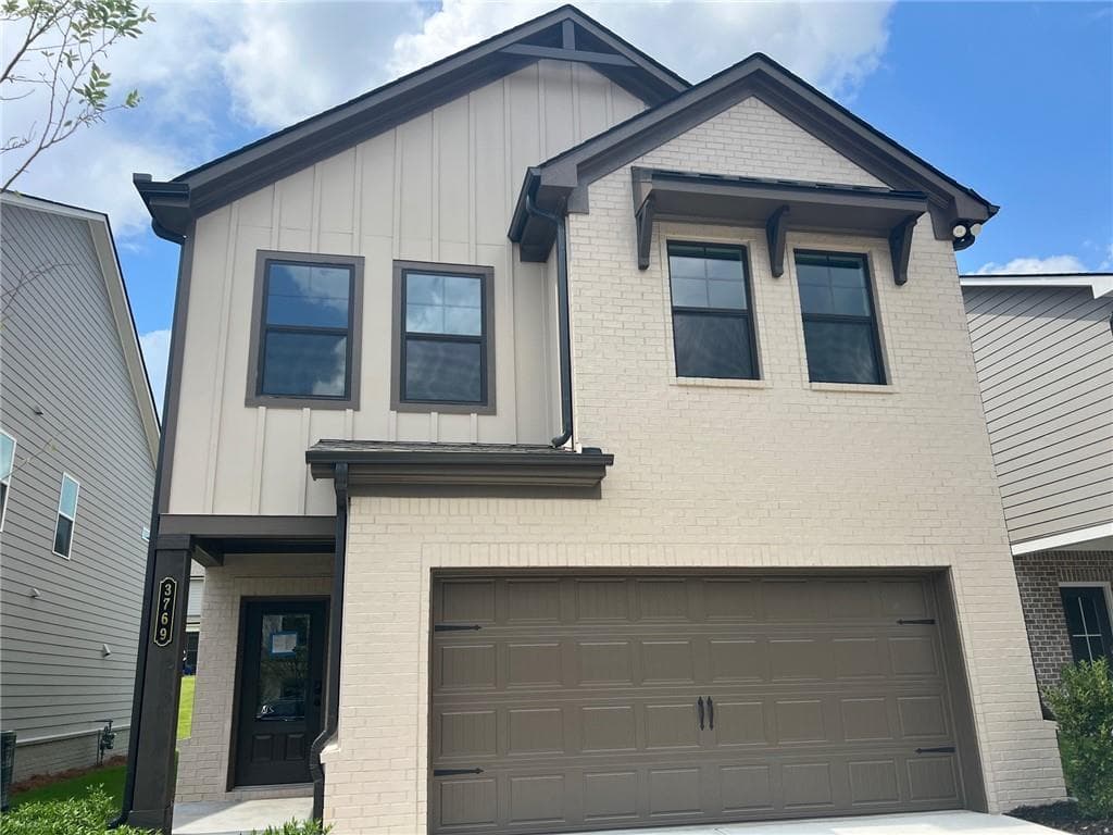 3 bedroom, 3 bathroom, 2,016 sq ft single family residence under contract at 3769 Ivy Cottage Drive, Snellville, GA 30039