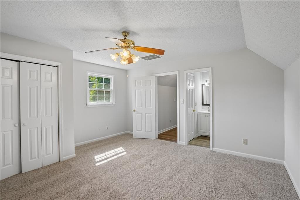 3 bedroom, 2 bathroom, 2,215 sq ft single family residence under contract at 2 Sumer Lane, Douglasville, GA 30134 — photo 4