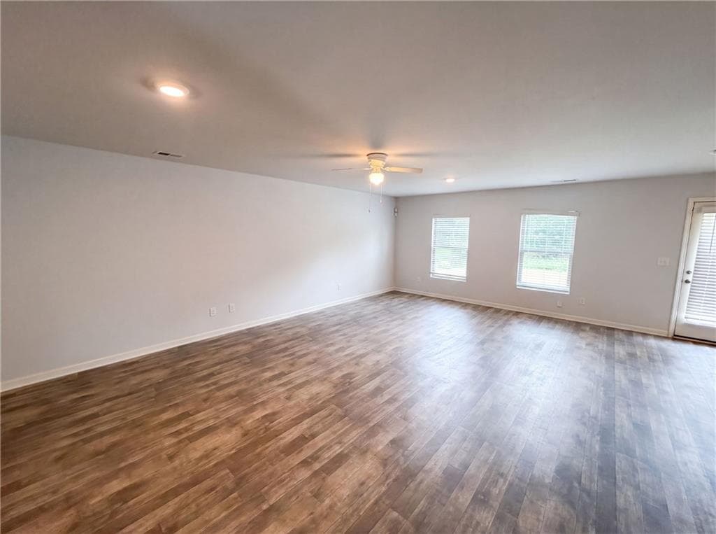 4 bedroom, 4 bathroom, 2,520 sq ft single family residence for sale at 1300 Mills Cove Drive, Covington, GA 30016 — photo 6