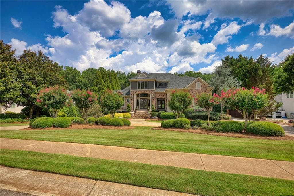 6 bedroom, 6 bathroom, 7,000 sq ft single family residence under contract at 1007 Legacy Hills Drive, Mcdonough, GA 30253 — photo 5