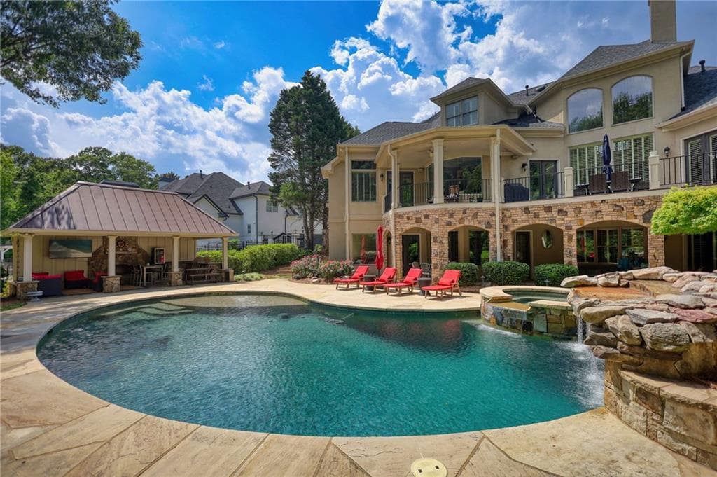 6 bedroom, 6 bathroom, 7,000 sq ft single family residence under contract at 1007 Legacy Hills Drive, Mcdonough, GA 30253 — photo 9