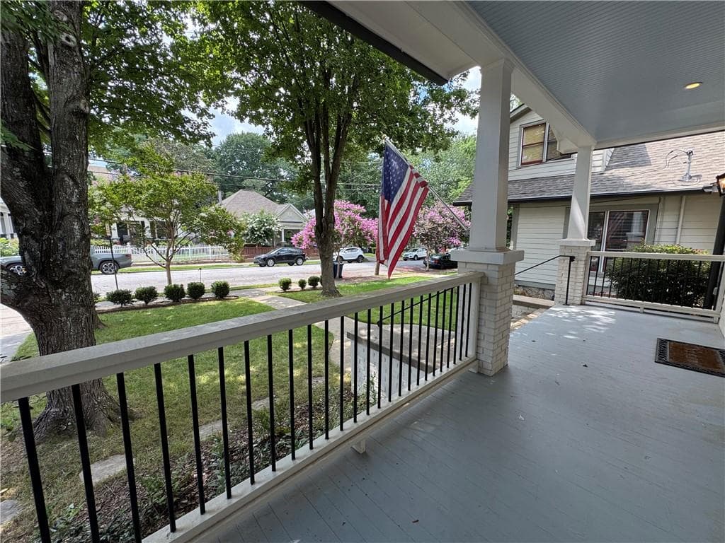 5 bedroom, 5 bathroom, 3,260 sq ft single family residence for rent at 277 Prospect Place, Atlanta, GA 30312 for $7,495 a month — photo 4