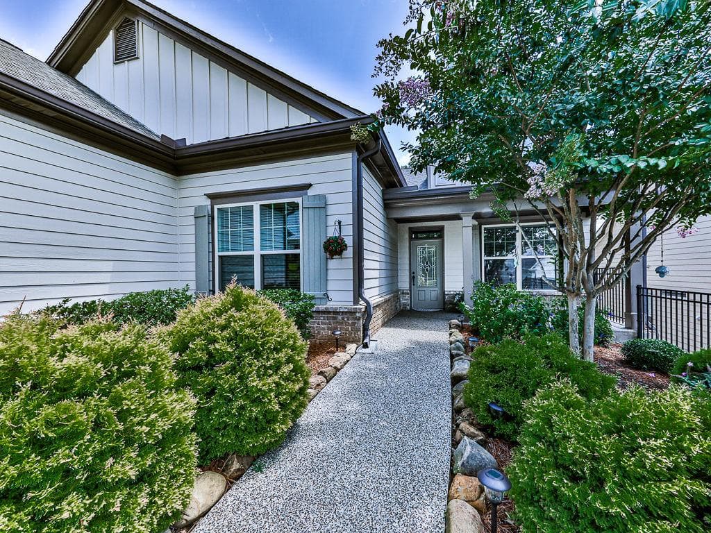 3 bedroom, 2 bathroom, 2,276 sq ft single family residence under contract at 511 Laurel Grove, Canton, GA 30114 — photo 6