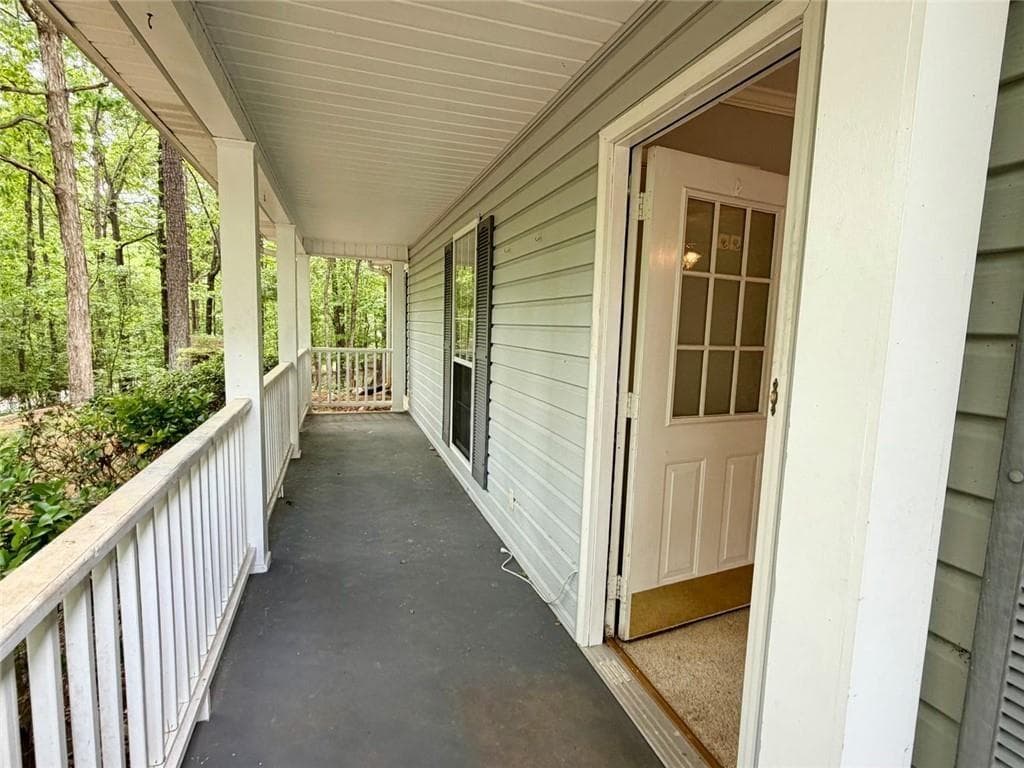 3 bedroom, 2 bathroom, 1,516 sq ft single family residence for sale at 7304 Tara Drive, Villa Rica, GA 30180 — photo 5