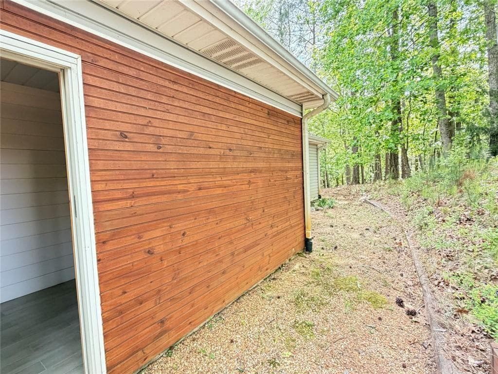 3 bedroom, 2 bathroom, 1,516 sq ft single family residence for sale at 7304 Tara Drive, Villa Rica, GA 30180 — photo 9