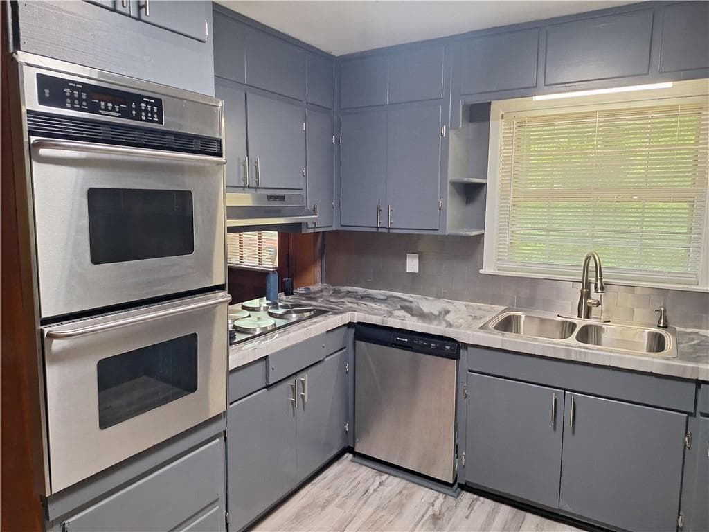 3 bedroom, 2 bathroom single family residence for rent at 4609 Hopewell Road, Atlanta, GA 30337 for $1,950 a month — photo 8