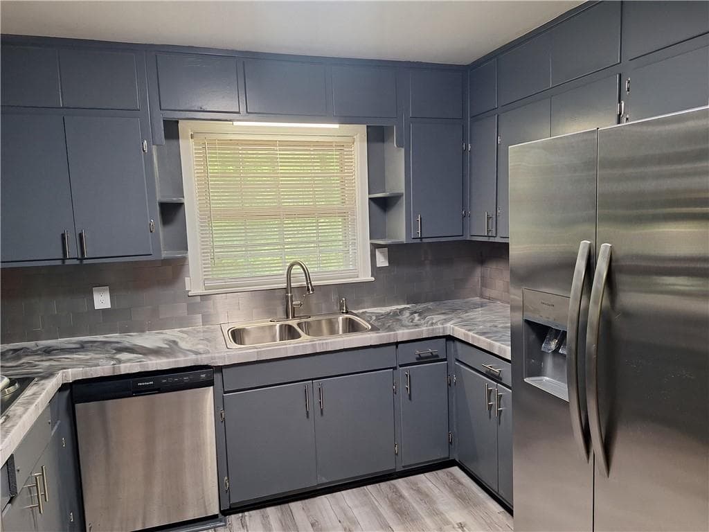 3 bedroom, 2 bathroom single family residence for rent at 4609 Hopewell Road, Atlanta, GA 30337 for $1,950 a month — photo 9